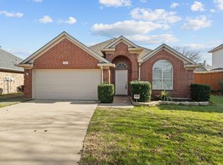928 Circle View Ln, Denton, TX 76210