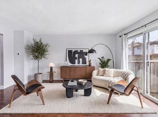 262 Kenora Ave #29, Hamilton, ON L8E 3Y3