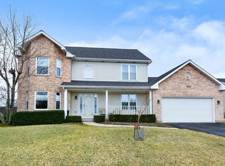 375 Pheasant Chase Dr, Bolingbrook, IL 60490