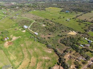 8560 Grassbur Rd, Bryan, TX 77808