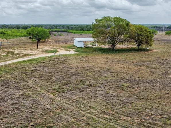 1621 Church Rd, Seguin, TX 78155