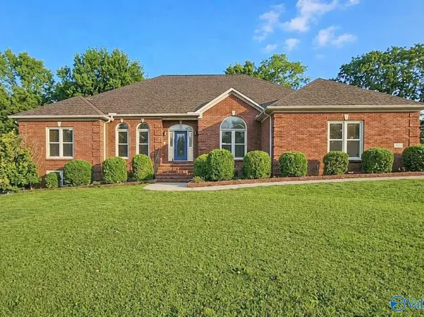 437 Clydebank Dr, Madison, AL 35758