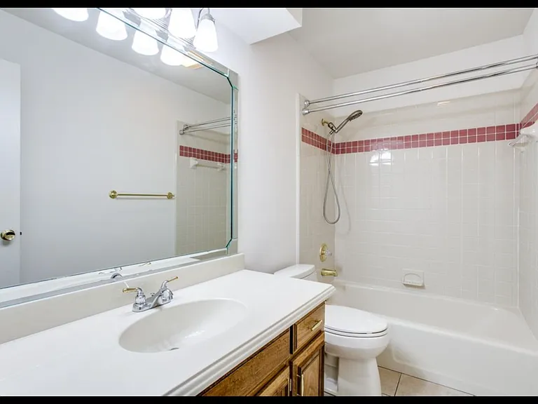 7921 Kendra Ln — Photo 18