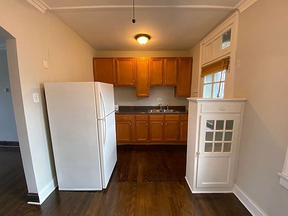 5th image of 5542-44 W Leland Ave #5544-2C