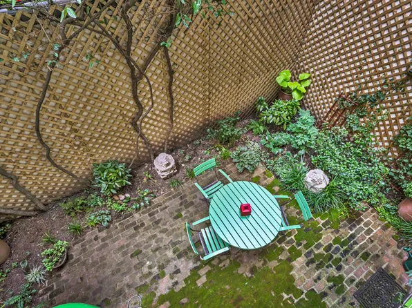 23 Park Avenue image 16 of 18