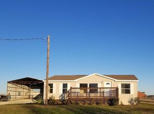 646 Ritchey Rd, Valley View, TX 76272