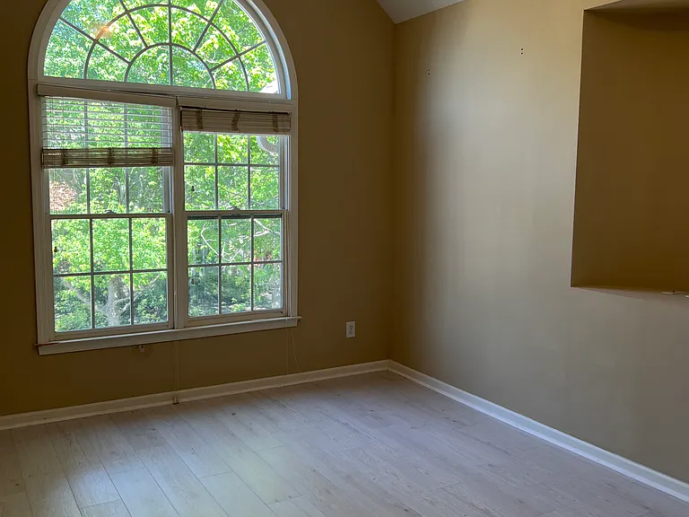 440 Wembley Cir — Photo 22