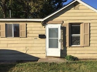 329 Park Ln, Wood River, IL