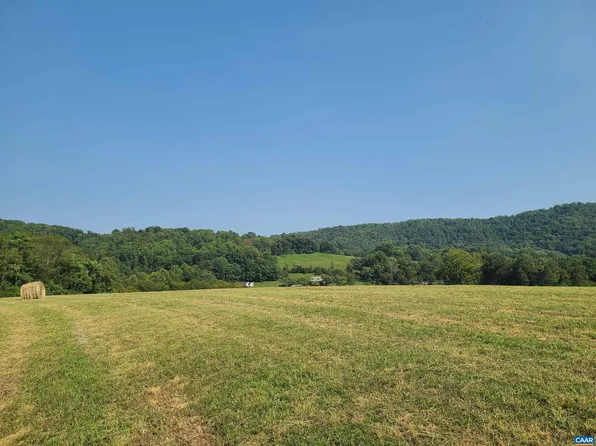 4 Heards Mountain Rd, Covesville, VA 22931