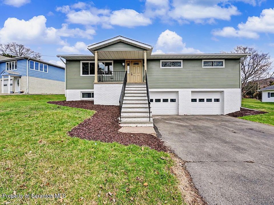 1st image of 104 Barry Dr
