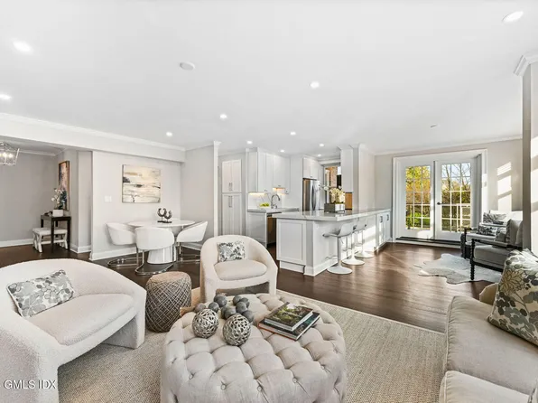 4 Putnam Hl APT 3G, Greenwich, CT 06830