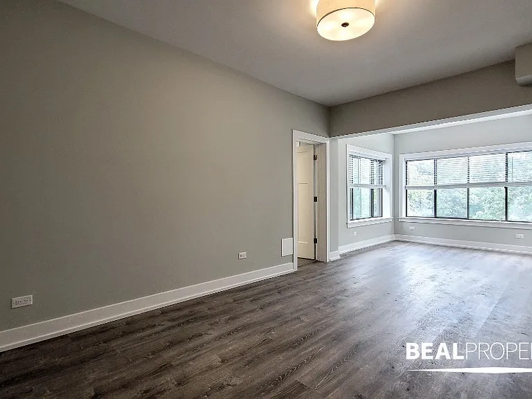 1002 Crain St #2 — Photo 17