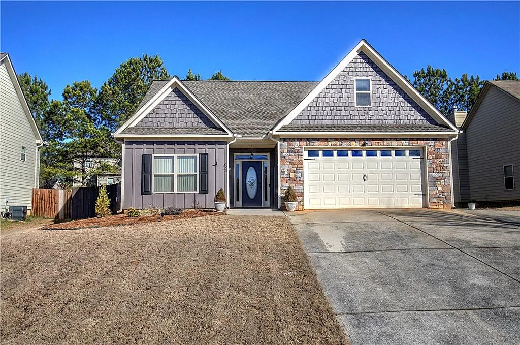62 Hamil Ct NW photo 1