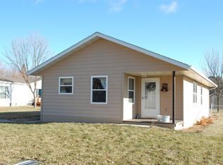625 6th Ave S, Brookings, SD 57006