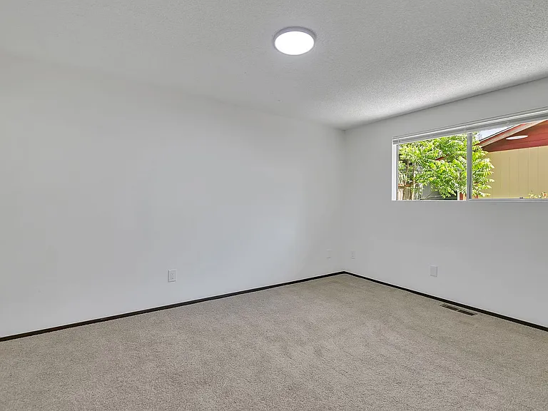 8832 20th Ave SW — Photo 14