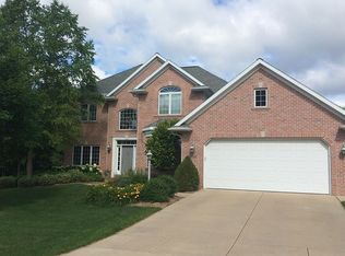 2150 Shady Ln, Green Bay, WI 54313