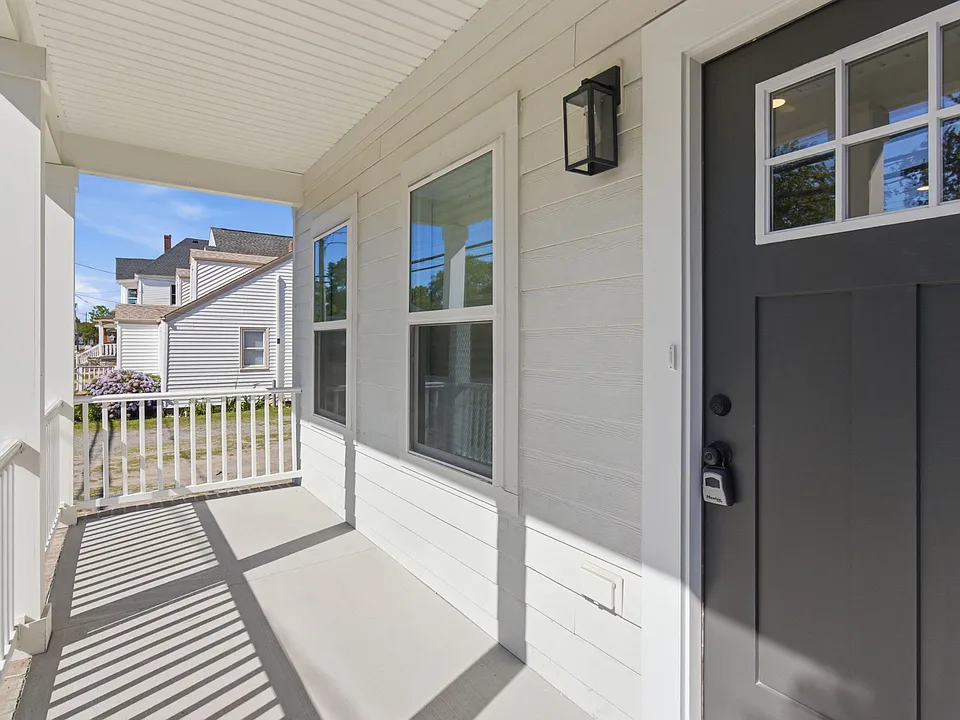 3008 Tidewater Dr