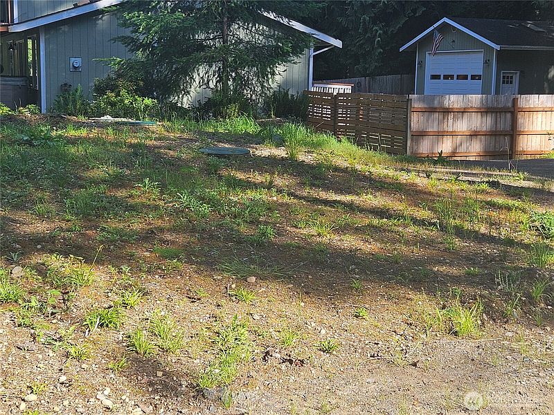 3rd image of 51 Ames Lane