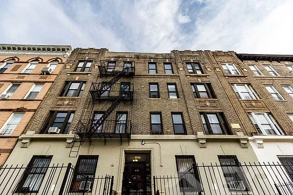 1st image of 600 Park Pl #66