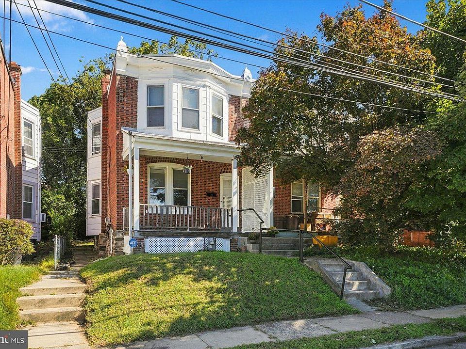 1st image of 209 Rhodes Ave