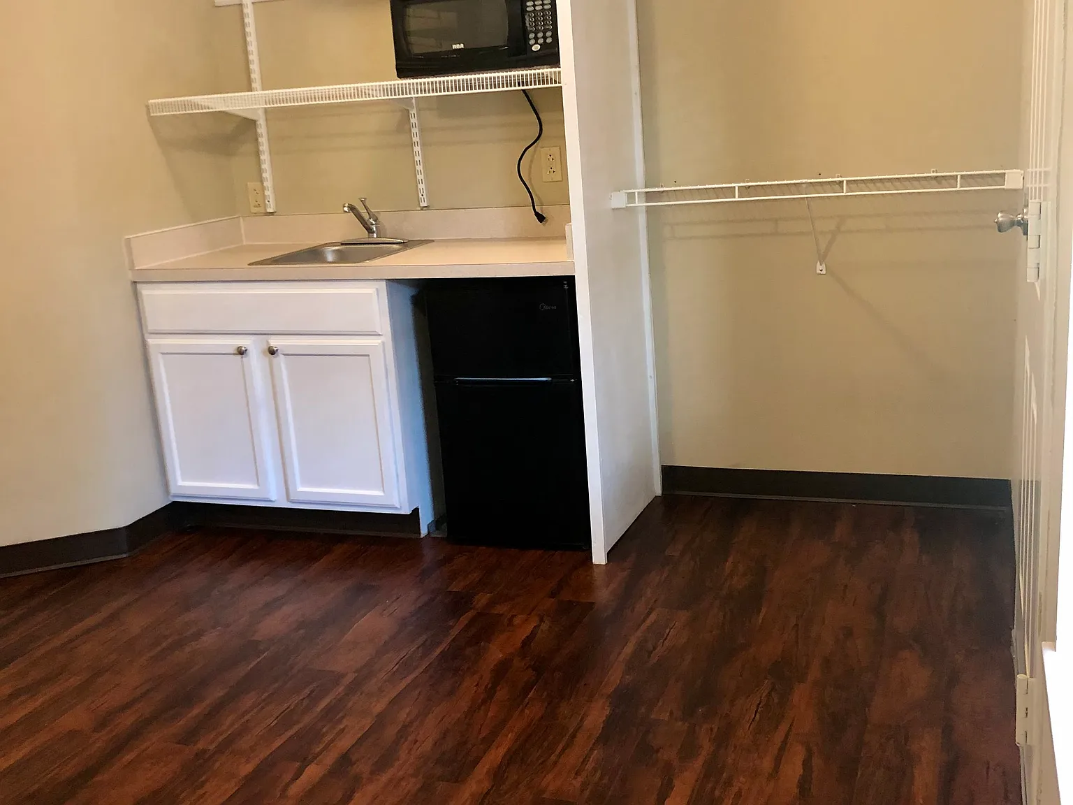 Bethel Court Apartments — Photo 3