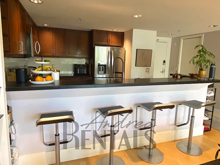 475 Hampshire St #2 — Photo 7