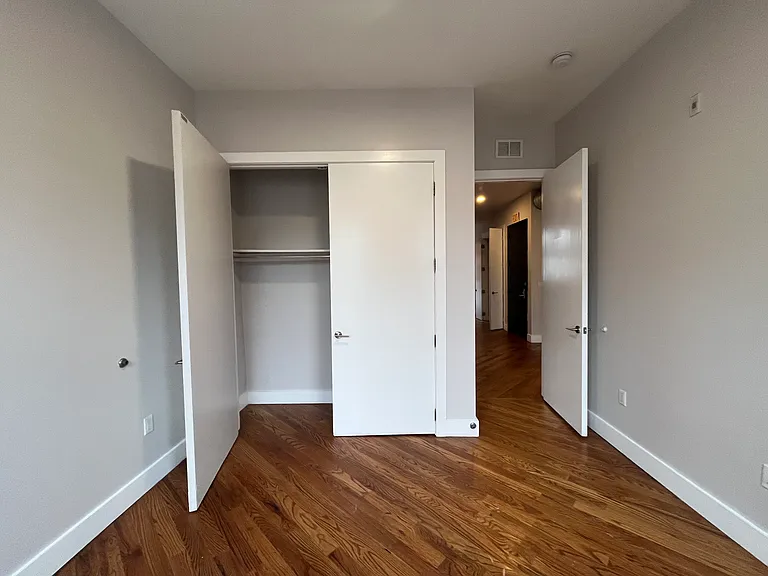 739 Garfield Ave #2 — Photo 7