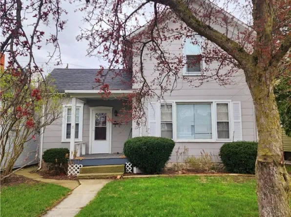 1221 W State St, Fremont, OH 43420