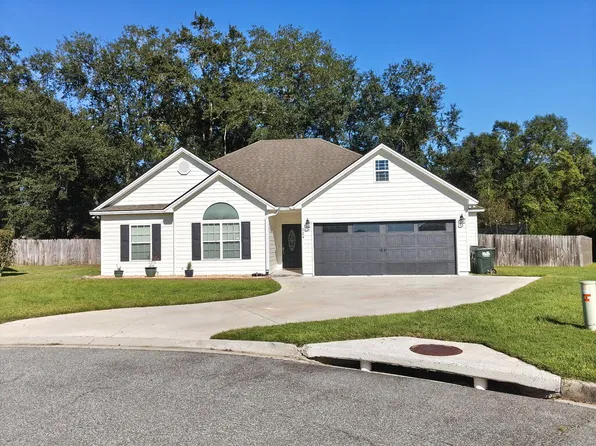 224 Bobwhite Trl, Hahira, GA 31632