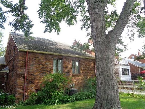 2nd image of 17013 Laverne Ave