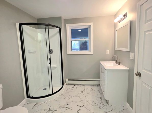 manchester-new-hampshire-95346584 picture