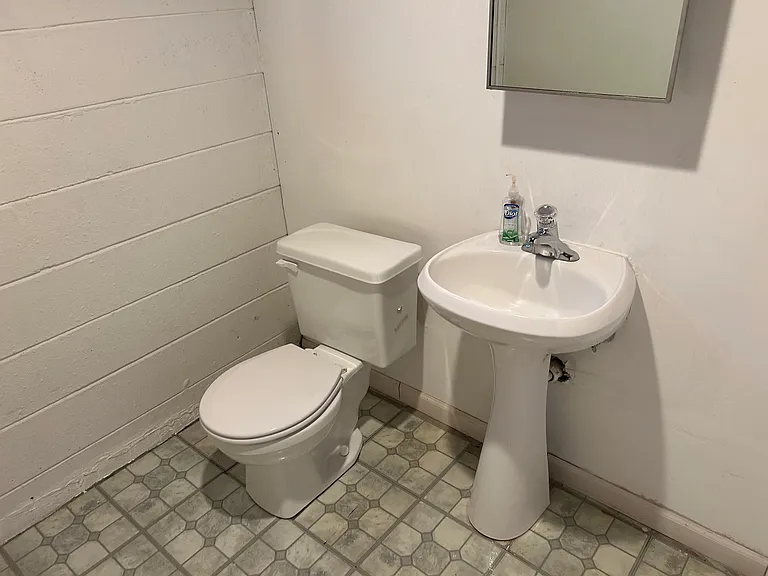 24020 Condon St — Photo 12