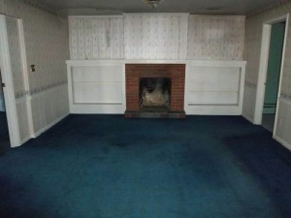5th image of 1412 Overlook Dr