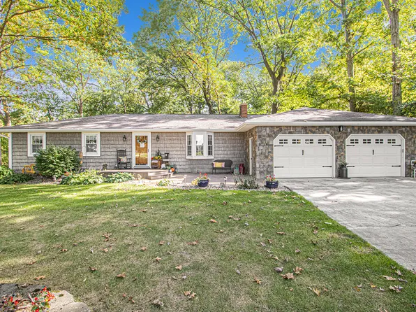 10975 Hankerd Rd, Pleasant Lake, MI 49272