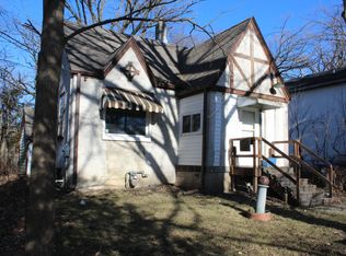 10596 W Woodland Ave, Beach Park, IL
