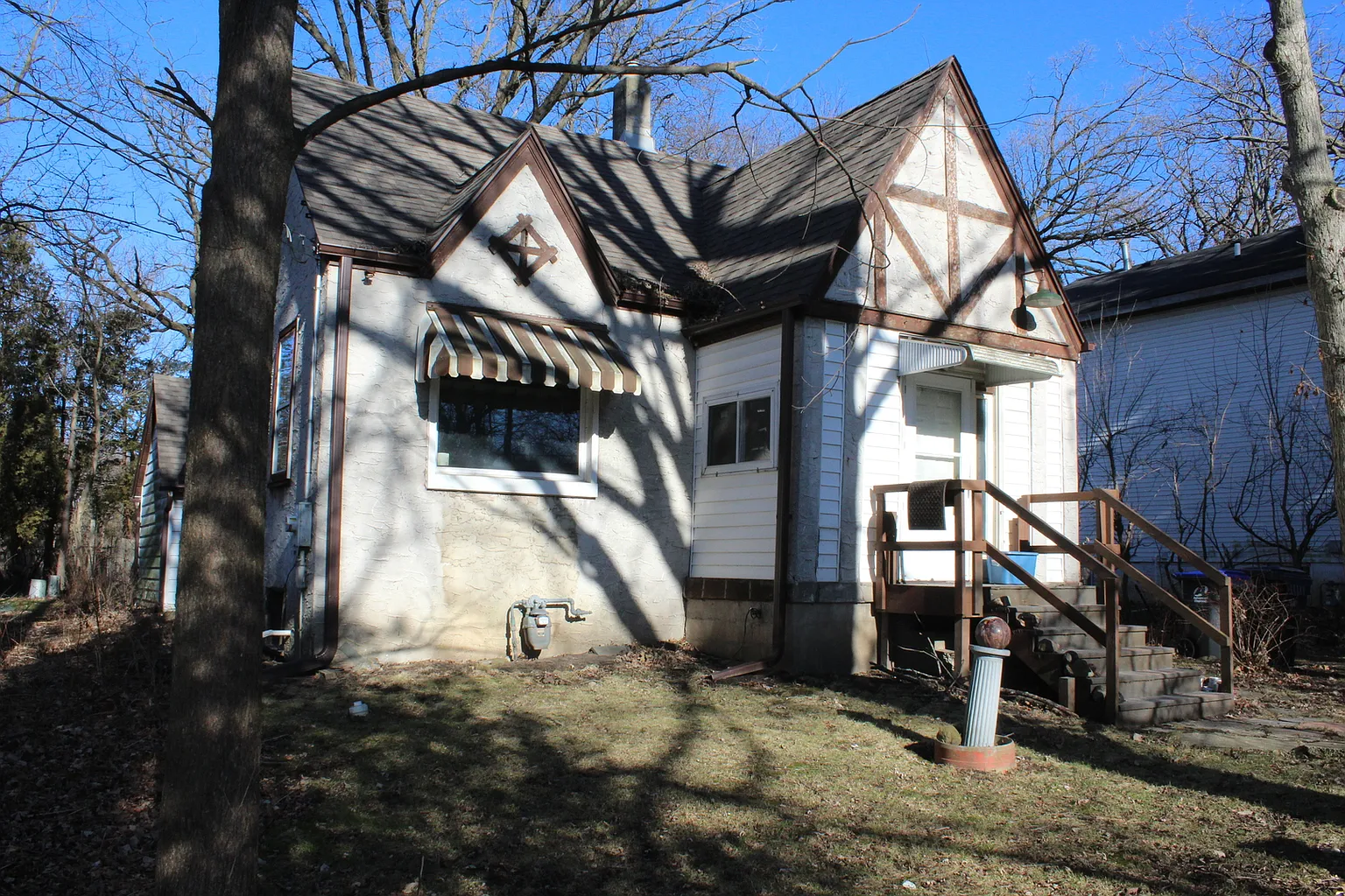 10596 W Woodland Ave photo 1
