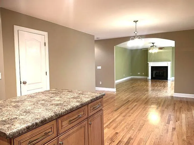 7516 Passport Dr — Photo 12