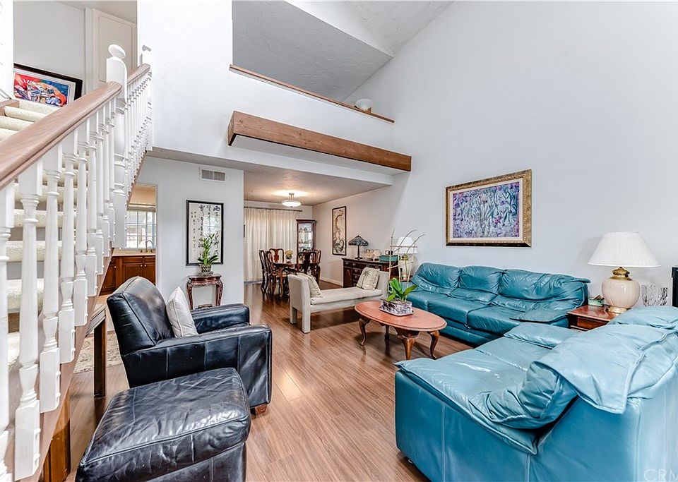 1st image of 8222 Crown Ct