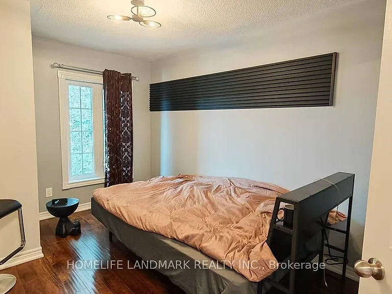 33 Guildpark Ptwy — Photo 12