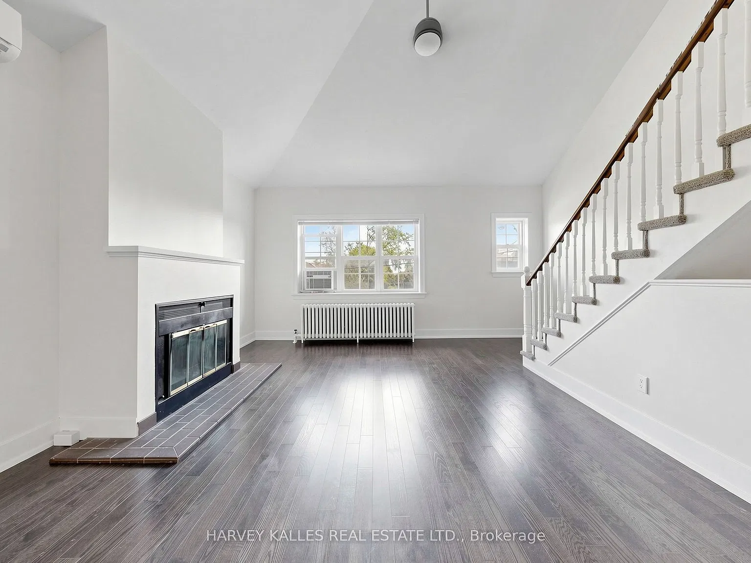 3 bed, $3,995 — Photo 3