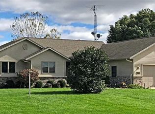 3073 Sullivan Ct, Stockton, IL 61085