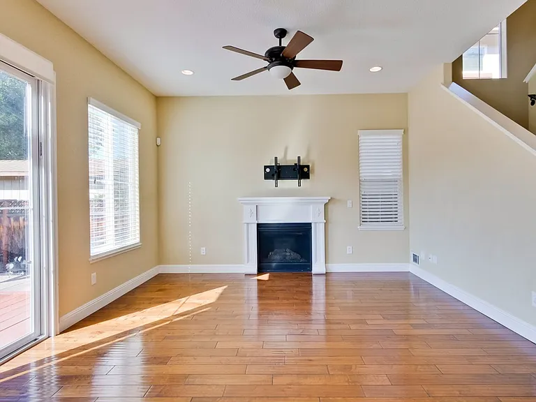 3027 Mousa Ct — Photo 28