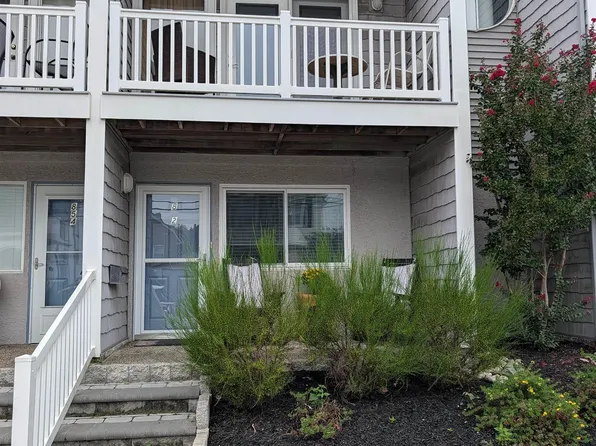 852 E 7th St #8, Ocean City, NJ 08226