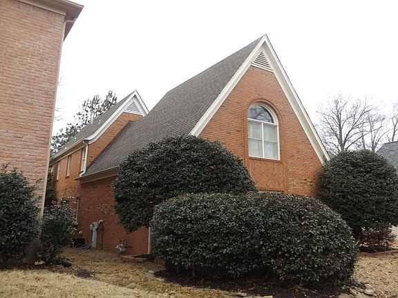 3rd image of 3303 Gallery Dr