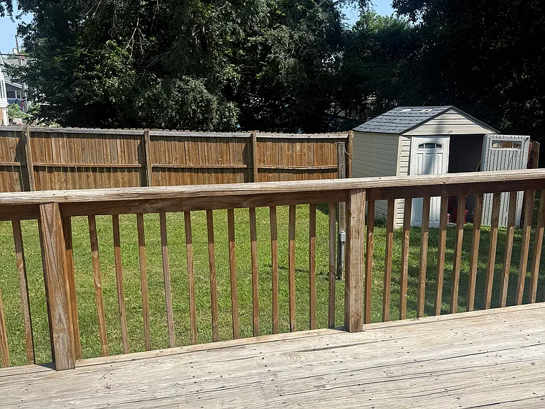 129 W Lincoln St — Photo 2