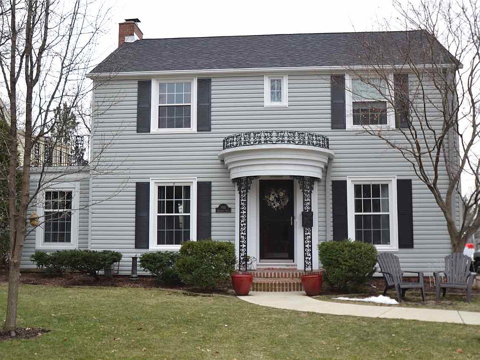 1st image of 910 W Stratford Dr