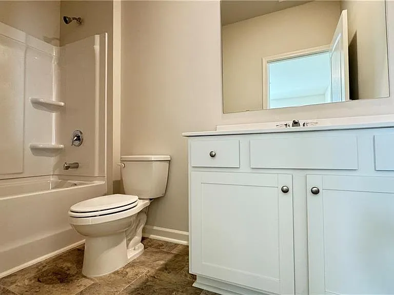 56 Thompson Ridge Ln — Photo 15