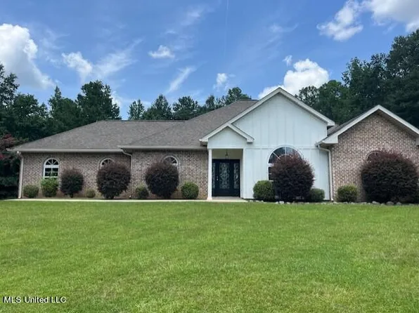 14 Natures Path, Carriere, MS 39426