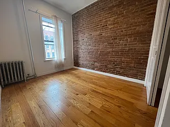 Rented by Capri Jet Realty Corp