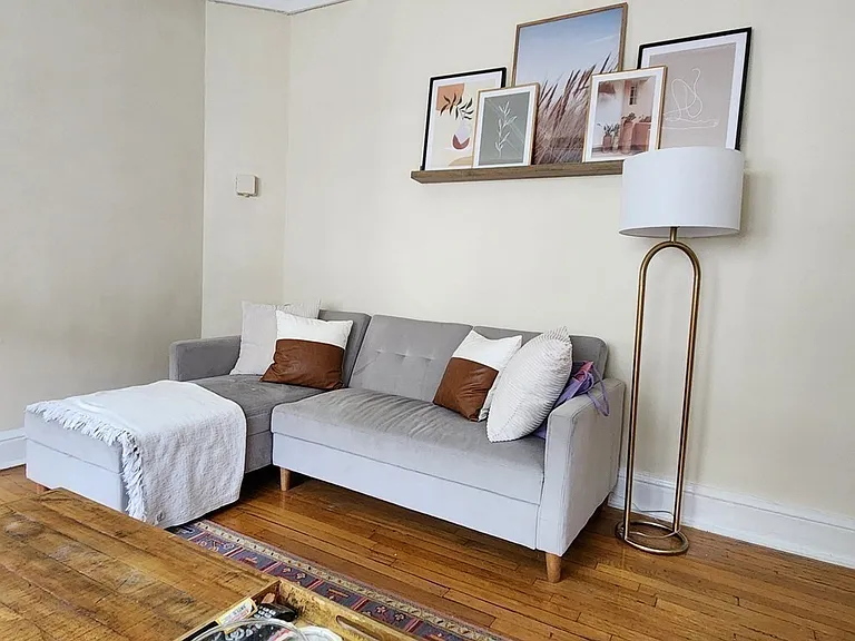 55 Thatcher St #6 — Photo 22